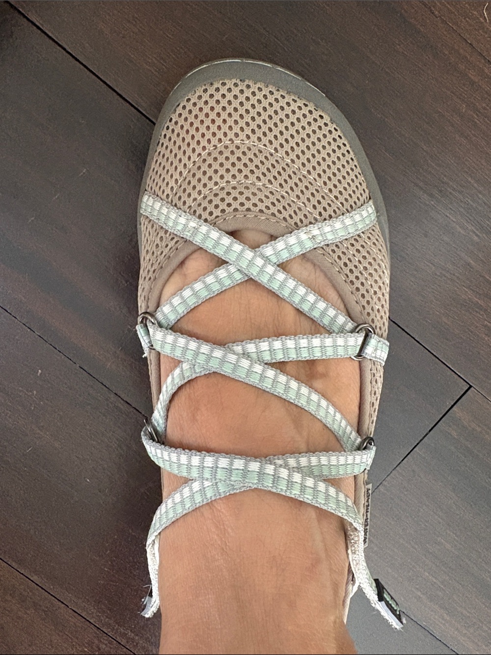 NWOT JUMBU  J Sport Water Ready Beige Mesh Mary Jane Flats with Mint Straps, 8M